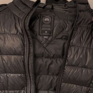 Canada Goose Hybridge Lite Black Label